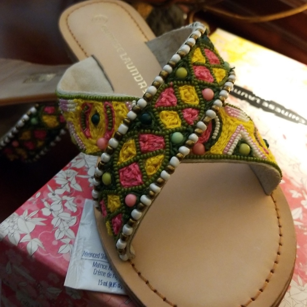 Shoes - Picture 2 of 4